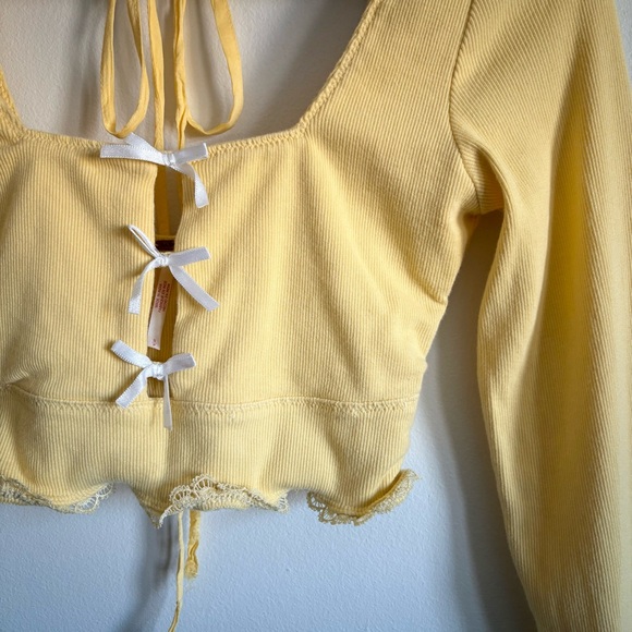 Free People Dancing Queen Set in Mellow Yellow - Picture 6 of 11